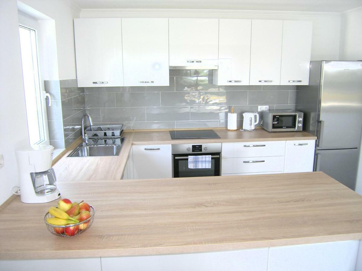 Apartmani Krajinovic Krk Town Dış mekan fotoğraf