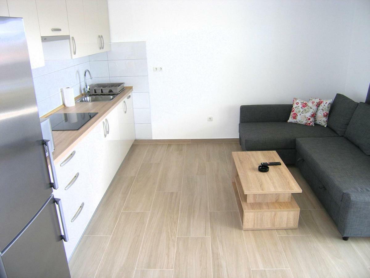 Apartmani Krajinovic Krk Town Dış mekan fotoğraf